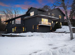 1010 Overlook Rd, Mendota Heights, MN 55118