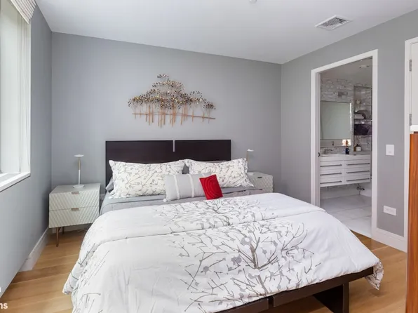 124 West 23rd Street image 5 of 11