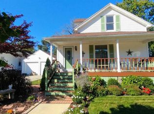 211 N Johnson St, Bay City, MI 48708