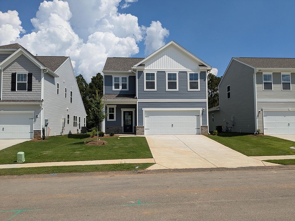 1st image of 817 Tess St