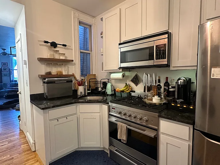 97 Bright St #1L — Photo 12