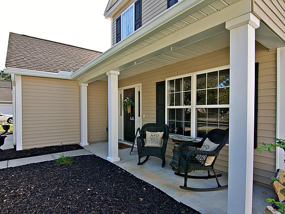 3rd image of 9048 Pickett Fence Ln