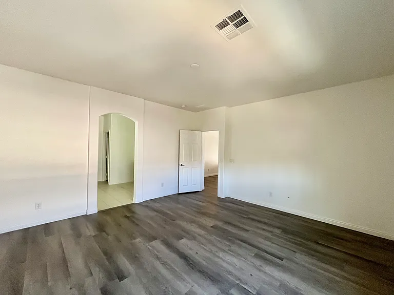 9493 Alma Ridge Ave — Photo 27