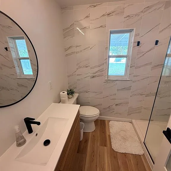 4227 Helena St NE — Photo 5