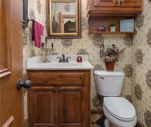 5th image of 2122 Mulberry Ln