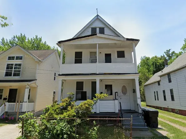 6812 Whitney Ave, Cleveland, OH
