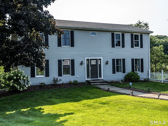 2nd image of 49 Harvard Court