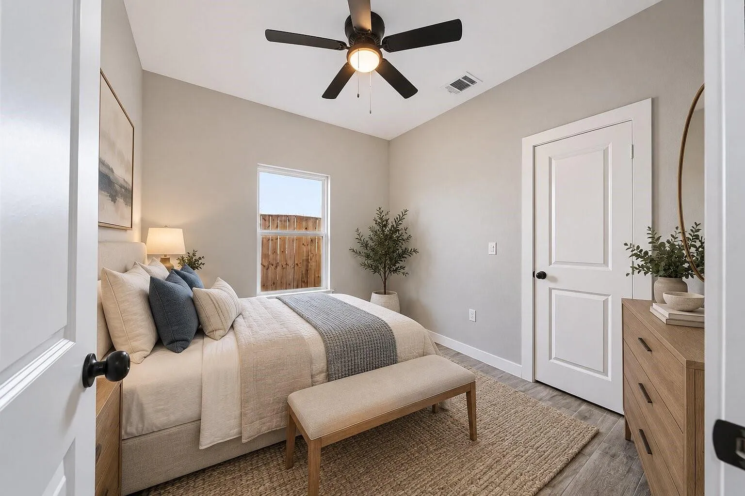3 bed, 2.0 bath, 1000 sqft, $1,395 — Photo 3