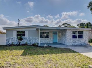 9573 Groveland St, Seminole, FL 33772