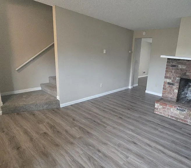7105 142nd Ave E — Photo 3