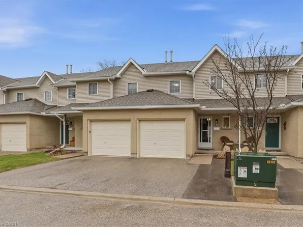 10 Holborn Ct #30, Kitchener, ON N2A 3Y9