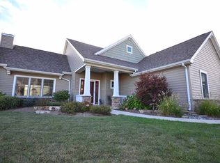 7517 Sweet Spire Dr, Fort Wayne, IN 46835