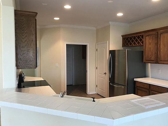 3rd image of 14206 Allamanda Dr