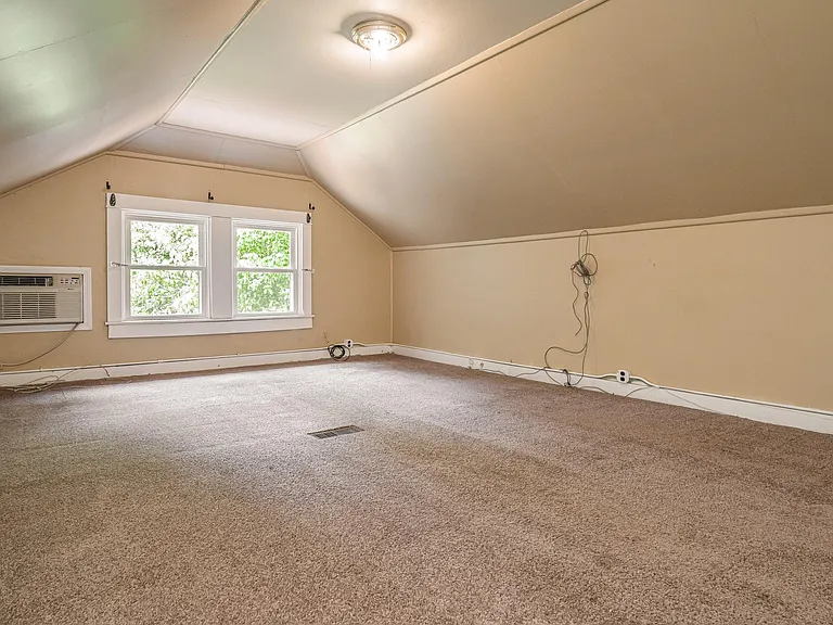 608 Colorado Ave — Photo 40