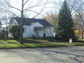 2nd image of 333 W 11th St