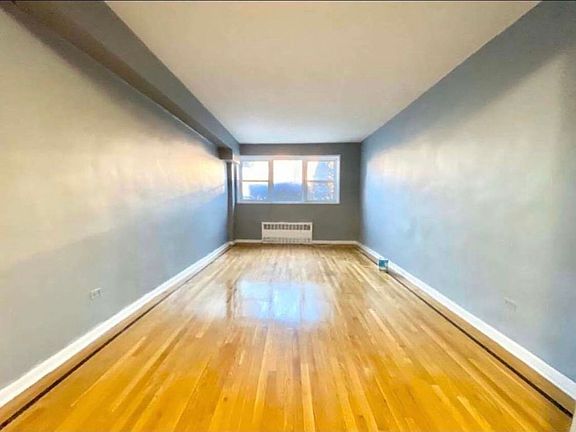 2nd image of 820 Ocean Pkwy #1