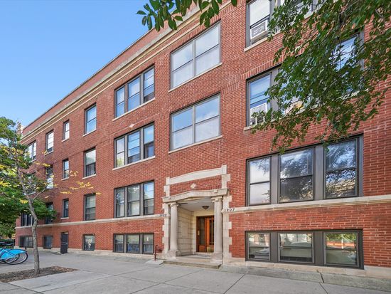 1907 W Montrose Ave APT 2, Chicago, IL 60613