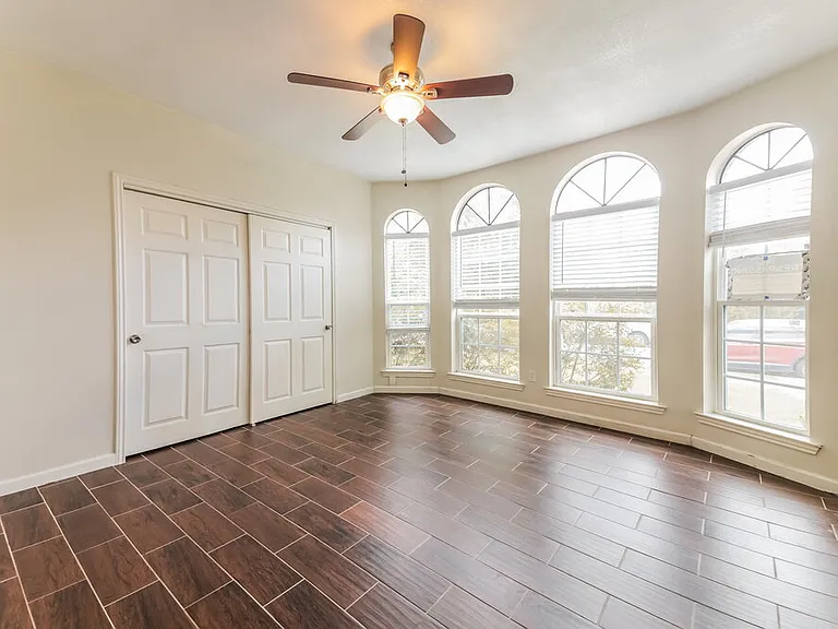 1208 Paintbrush St — Photo 10