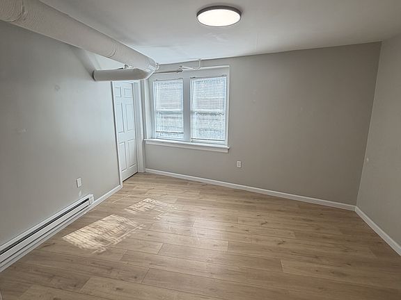 2nd image of 405 Main St #16