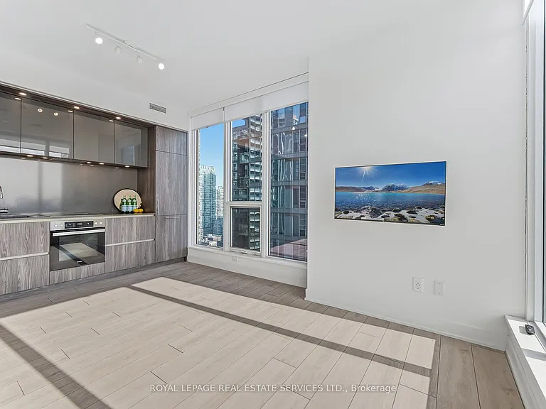 35 Mercer St #2316 — Photo 13