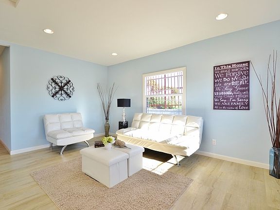 5th image of 1027 27th St