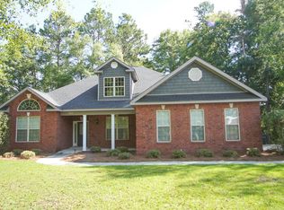 102 Cobble Dr, Perry, GA 31069