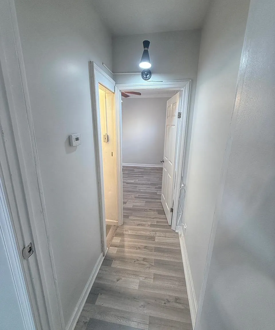 2 bed, 1.0 bath, $2,000 — Photo 4