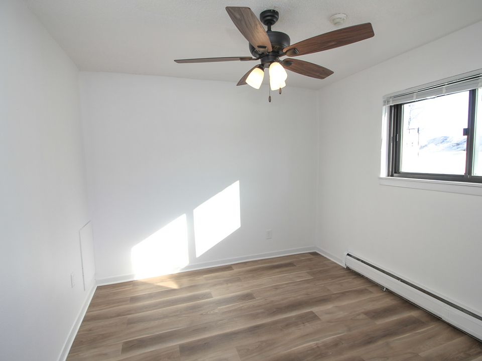 1st image of 308 S Lewis Ave #4