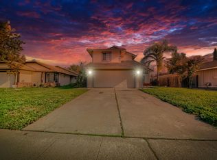 719 Summit Lakes Way, Galt, CA 95632