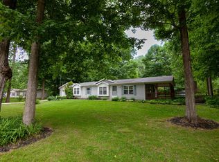 2530 S Southwood Dr, Warsaw, IN 46580