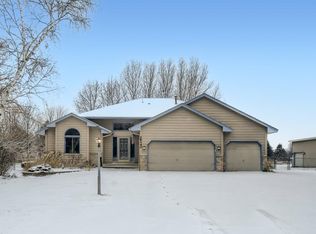 26140 Greene Ave, Wyoming, MN 55092