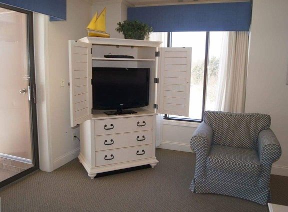 5th image of 5022 Valleyway Dr #61