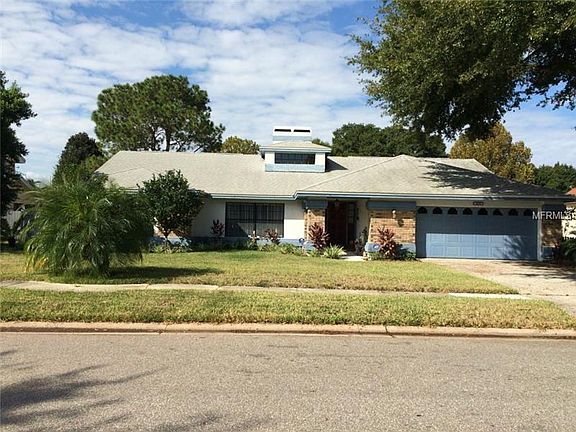 2nd image of 2204 Fairglenn Way