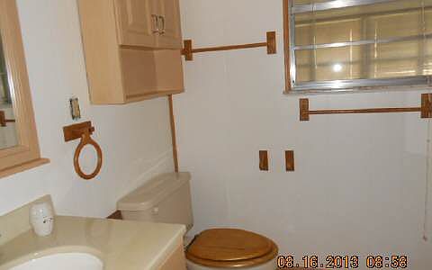 3rd image of 7 Mia Casa Ln