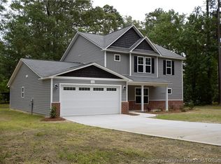 1110 N Fulton St, Raeford, NC 28376