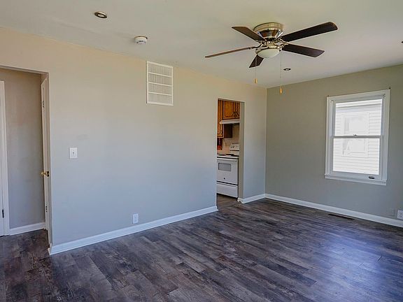 3rd image of 2729 Avenue F