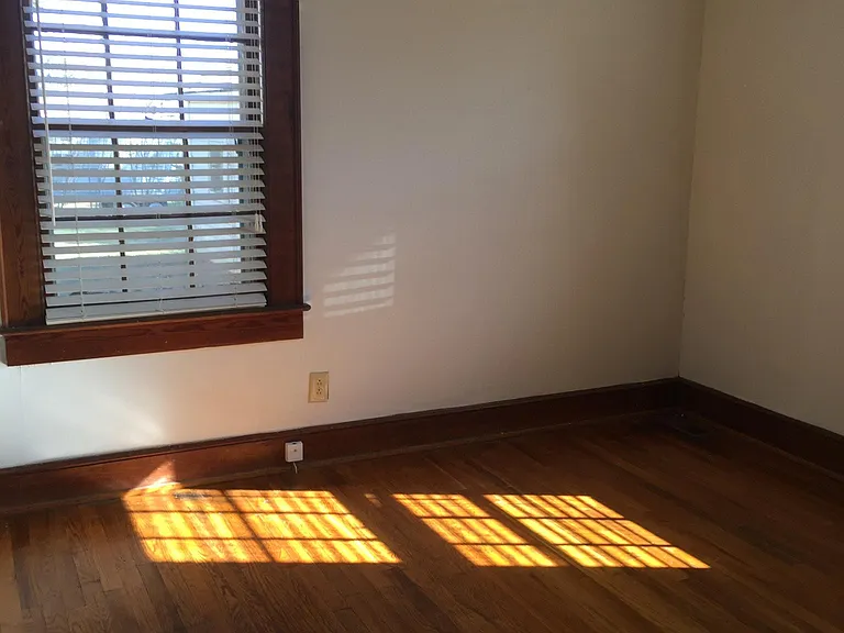 2938 N Lookout St — Photo 10