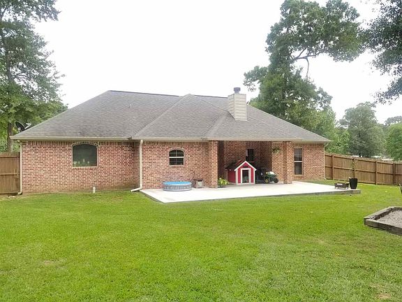 4th image of 540 Dogwood St
