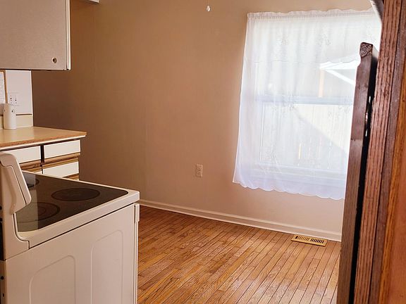 2nd image of 4550 Glenalda Dr