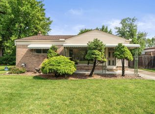 11783 McKinley Dr, Warren, MI 48089