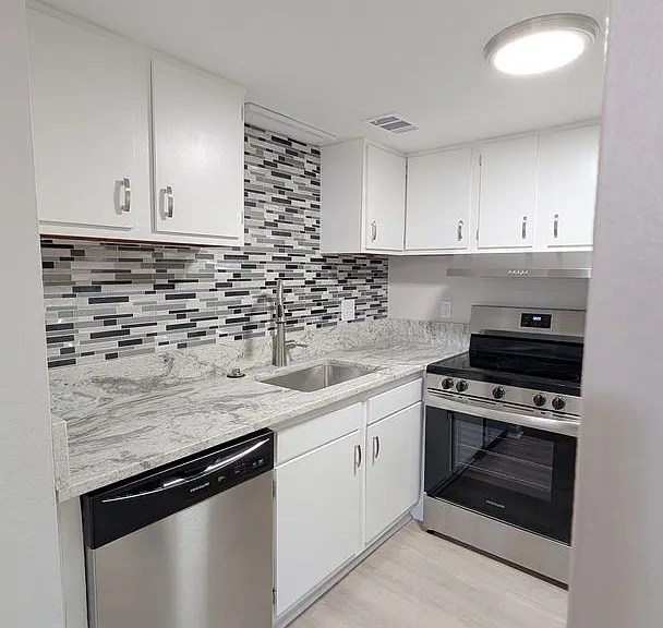 308 Miracle Strip Pkwy SW #12D — Photo 4