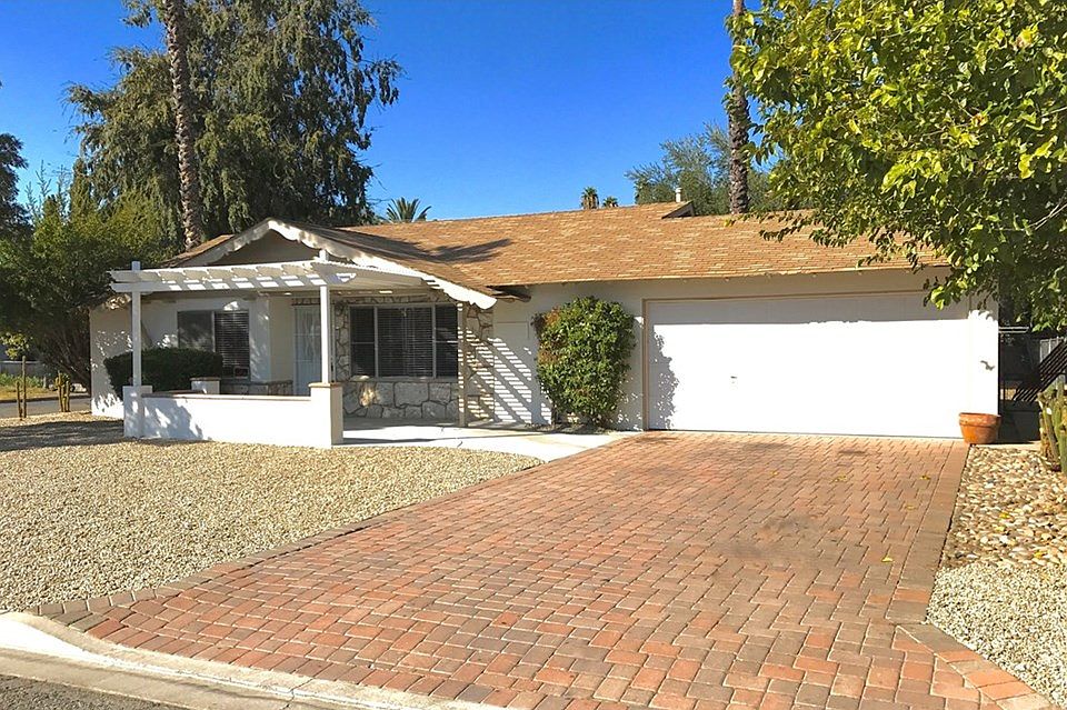 1st image of 1000 Lynwood Dr