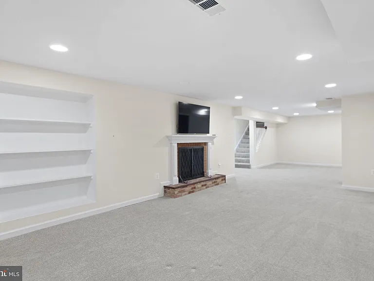 3515 Wilson St — Photo 44