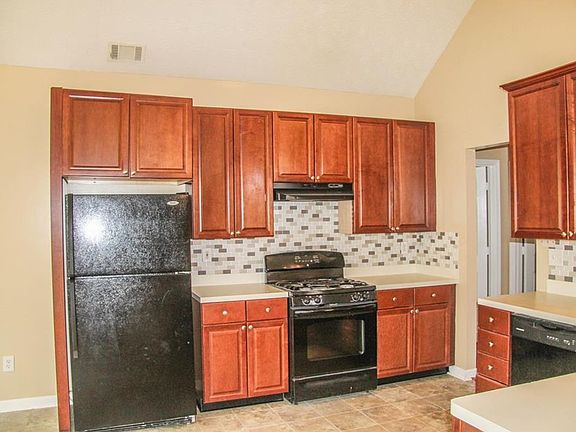 5th image of 840 Ashton Oak Cir