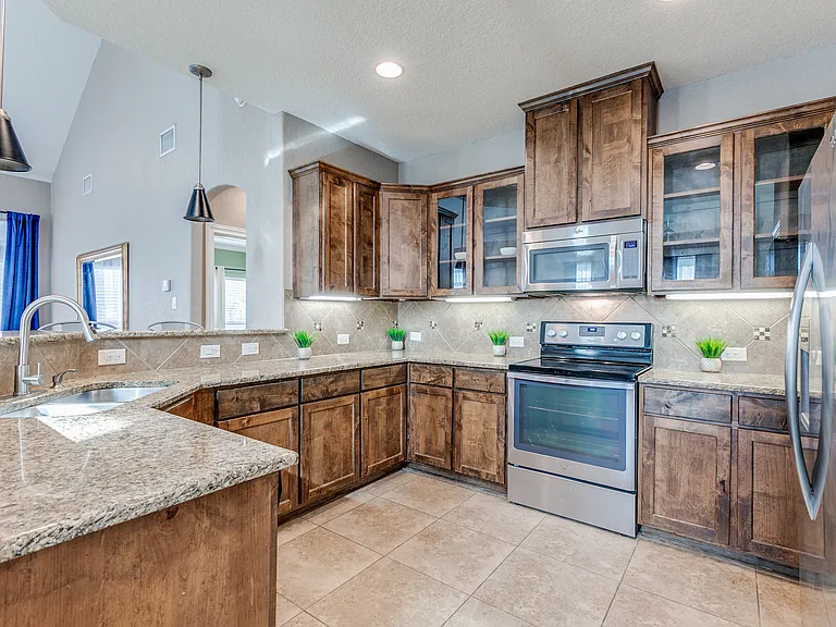 5410 Tulip Bnd — Photo 12