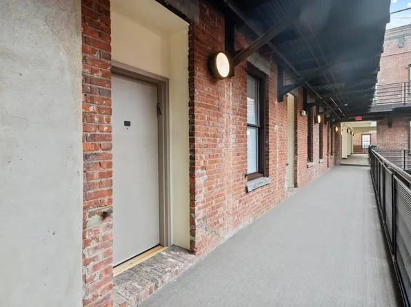 187 Wayne Street image 32 of 50