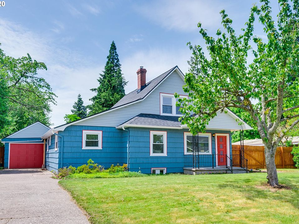2nd image of 1931 NE 126th Pl