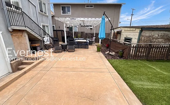 5015 Melrose Ave #C — Photo 17