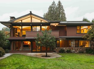 701 Dansey Ave, Coquitlam, BC V3K3G4