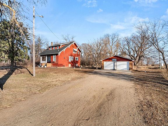 2nd image of 45730 314th St